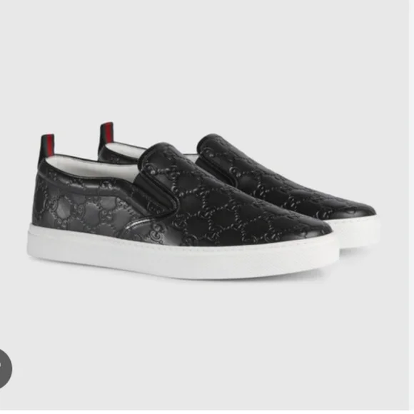 Gucci | Shoes | Mens Gucci Signature Slipon Sneakers Gucci  display picture 1